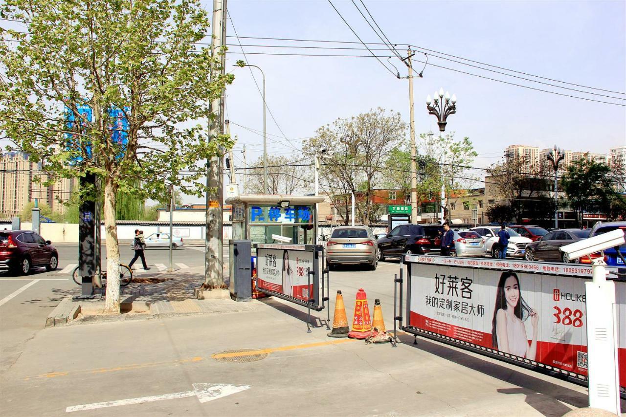 Ibis Lanzhou Customs House Hotel Zewnętrze zdjęcie